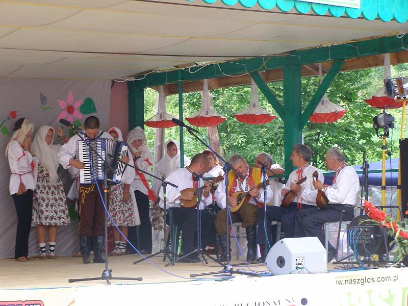 spot folk 07_71.jpg